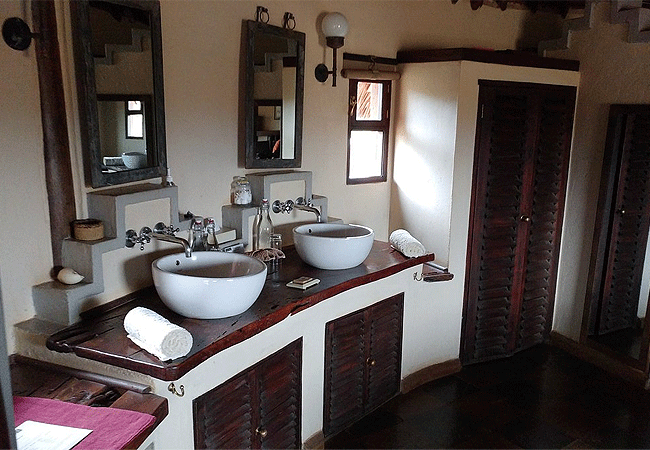Tawi Lodge Amboseli National Park