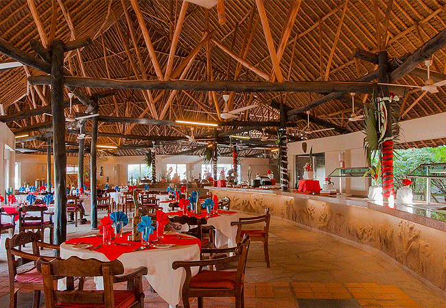 voi-wildlife-lodge -tsavo-east-national-park-tembo-restaurant-serves-international-and-vegetarian-cuisine Voi Wildlife Lodge Tsavo East National Park Kenya