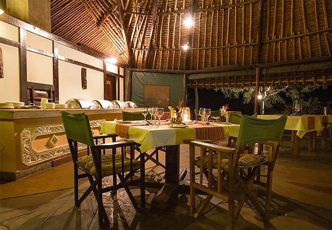 zomeni-lion-hill-lodge-tsavo-east-national-park-dining-room-and-bar-overlooks-the-panorama-of-the-tsavo-tast-national-park Zomeni Lion Hill Lodge Tsavo East National Park