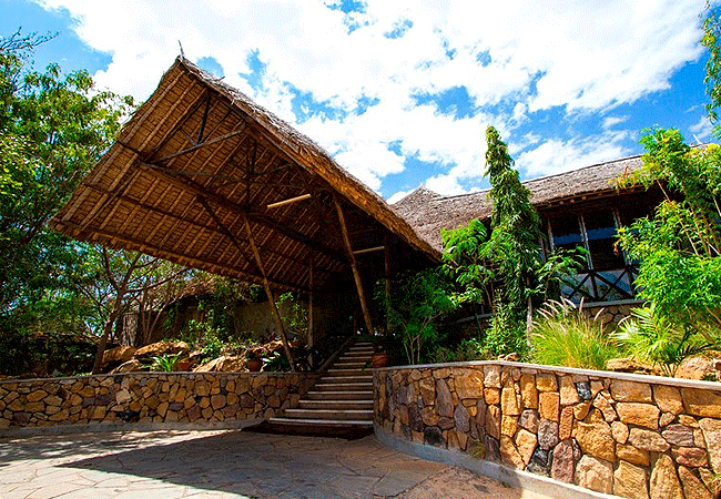 zomeni-lion-hill-lodge-tsavo-east-national-reception-area Zomeni Lion Hill Lodge Tsavo East National Park