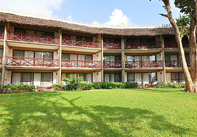 Maridadi Baobab Beach Resort Diani
