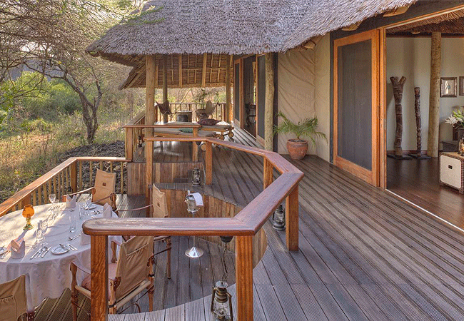 finch-hattons-camp-luxury-tented-family-suite-have-a-lounge-and-two-bedrooms-each-with-a king-size-bed-that-can-be-made-into-twins-on-request-there-are 2 -units Finch Hattons Luxury Tented Family Suites