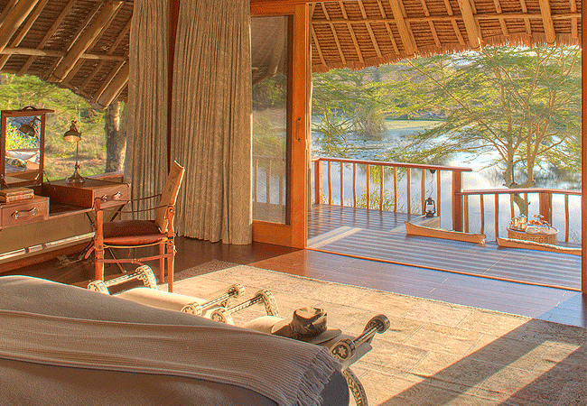 finch-hattons-camp-luxury-tented-family-suites-both-suites-include-two-private-en-suite-bedrooms-with-king-beds-or-twin-combination-a-lounge-and-an-extended-deck Hattons Luxury Tented Family Suites