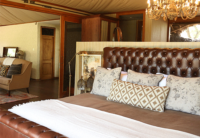 finch-hattons-presidential-suite-tsavo-west-national-park-king-bed Finch Hattons Presidential Suite