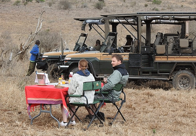 soroi-leopard-lair-cottages-lumo-onservancy-tsavo-west-national-park-bush-breakfast-safari-game-drive Soroi Leopard Lair Cottages Lumo Conservancy Tsavo West National Park