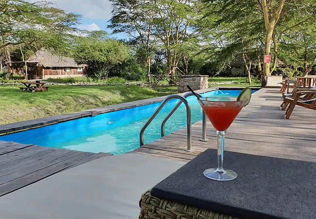 swara-acacia-lodge-swara-plains-conservancy-outdoor-pool Swara Acacia Lodge Swara Plains Conservancy