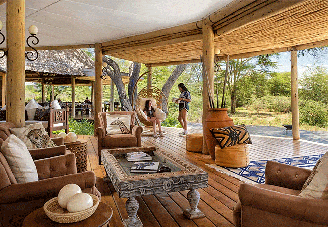 chyulu-club-luxury-safari-lodge-has-a-comfortable-lounge-area-a-dining-room-a-library-a-conference-room-and-a-café Chyulu Club Luxury Safari Lodge