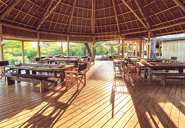 chyulu-club-luxury-safari-lodge-has-a-communal dining area Chyulu Club Luxury Safari Lodge