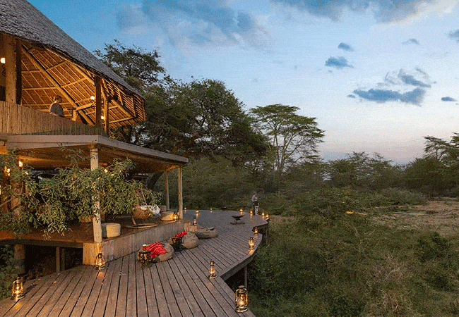 chyulu-club-luxury-safari-lodge-is-a-stylish-eco-lodge-located-in-the-chyulu-hills-kenya-outdoor-activities-including-hiking-mountain-biking-and-horseback-riding Chyulu Club Luxury Safari Lodge