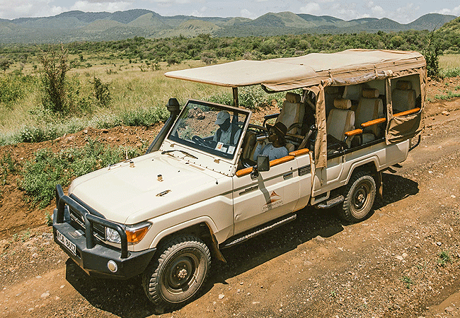 finch-hattons-luxury-tented-camp-tsavo-west-national-park-4x4-safari-game-drive-vechile Finch Hattons Luxury Tented Camp