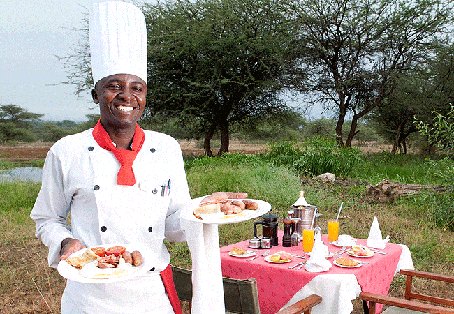 3-day-severin-safari-camp-kitani-tsavo-west-road-safari-breakfast-in-the-wild 3 Day Severin Safari Camp Kitani Tsavo West Road Safari