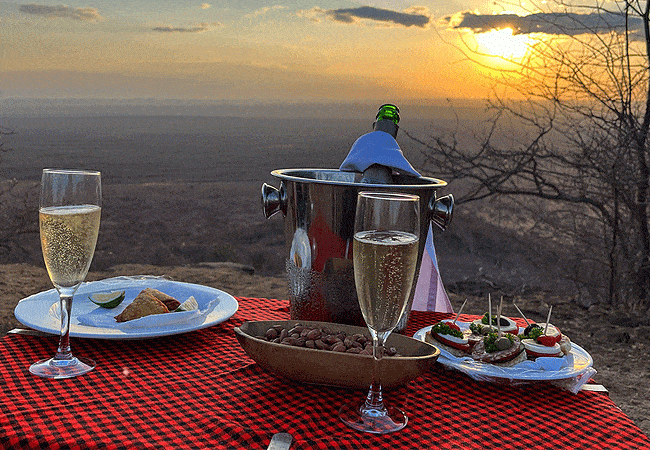 3-day-severin-safari-camp-kitani-tsavo-west-road-safari-stunning-sunset-viewing-opportunities-particularly-at-poachers-lookout 3 Day Severin Safari Camp Kitani Tsavo West Road Safari