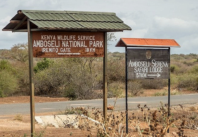 amboseli-national-park-kenya-highway-to-amboseli-national-park Amboseli National Park Kenya Tanzania Border | Mount Kilimanjaro Safaris