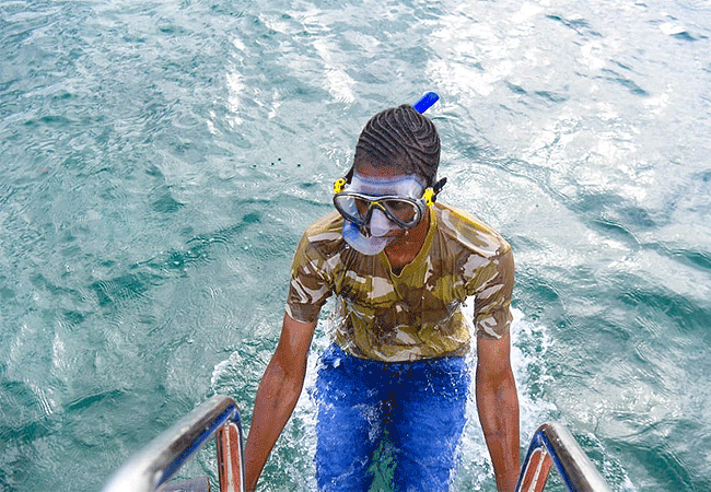 kisite-mpunguti-marine-park-kenya-kenya-wildlife-service-game-ranger Kisite Mpunguti Marine Park & Reserve Kenya