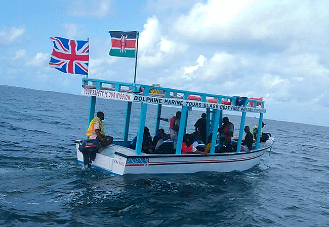 kisite-mpunguti-marine-park-kenya-reserve-under-water-glass-bottom-boat Kisite Mpunguti Marine Park & Reserve Kenya