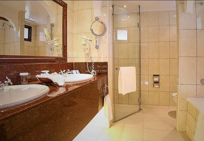 Serena Beach Resort & Spa in Mombasa