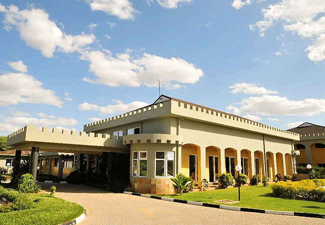 palm-oasis-resort-garissa-hotel-has-swimming-pool-fitness-center-three-conference-halls-each-equipped-with-projectors-and-pa-systems Palm Oasis Resort Garissa Kenya