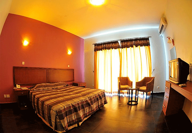 palm-oasis-resort-garissa-hotel-offers-75-en-suite-guestrooms-comprising-45-standard-rooms-and-30-deluxe-rooms Palm Oasis Resort Garissa Kenya