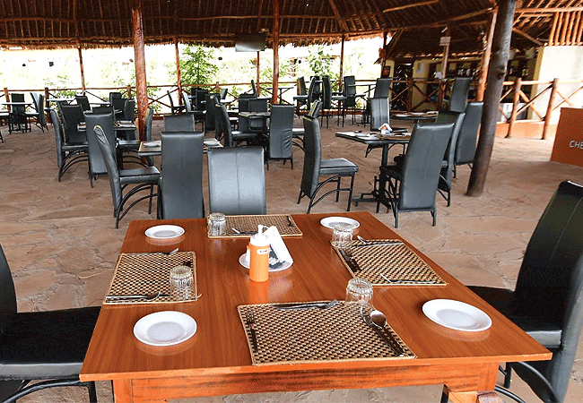 tausa-tsavo-eco-lodge-restaurant Tausa Tsavo Eco Lodge Voi