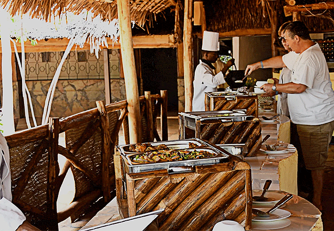 tausa-tsavo-eco-lodge-voi-buffet-breakfast-picnic-lunch-and-dinners Tausa Tsavo Eco Lodge Voi