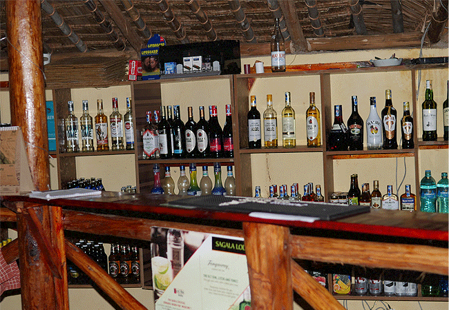 tausa-tsavo-eco-lodge-voi-has-a-well-stocked-lounge-bar-area-overlooking-the-wilderness Tausa Tsavo Eco Lodge Voi