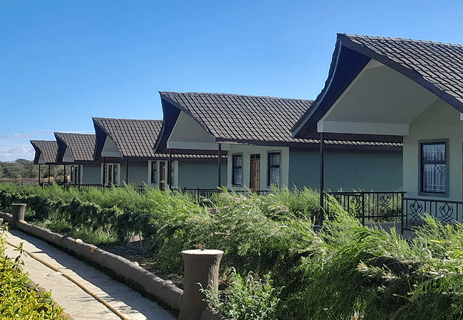 Penety Amboseli Resort Kimana | Room Prices | Facilities & Activities