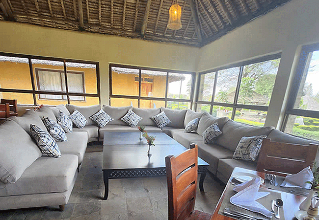 Penety Amboseli Resort Kimana | Room Prices | Facilities & Activities