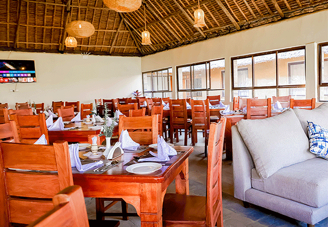 Penety Amboseli Resort Kimana | Room Prices | Facilities & Activities