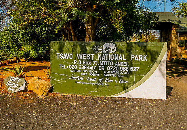 tsavo-west-national-park-entrance-gate Tsavo West National Park