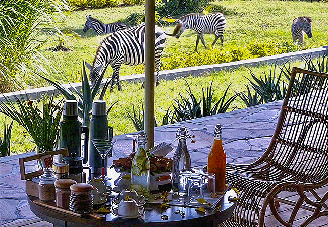 Lalashe Mara Ripoi luxury tented camp