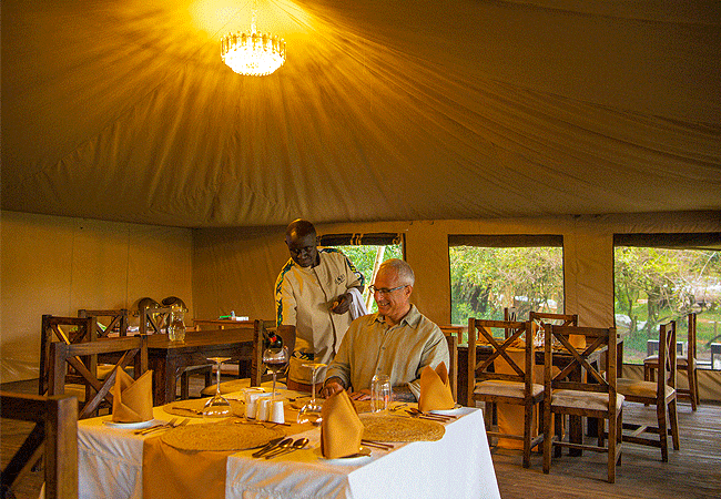 Ilora Retreats Masai Mara Camp Dining