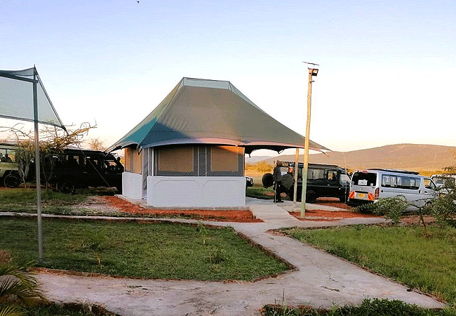 Endeem Mara Resort