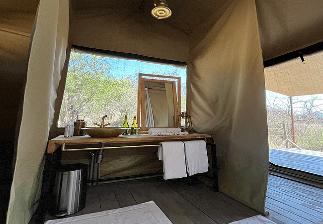 basecamp-samburu-offers-rooms-with-private-bathrooms-featuring-bathrobes-spa-baths-and-free-toiletries Basecamp Samburu Kalama Conservancy