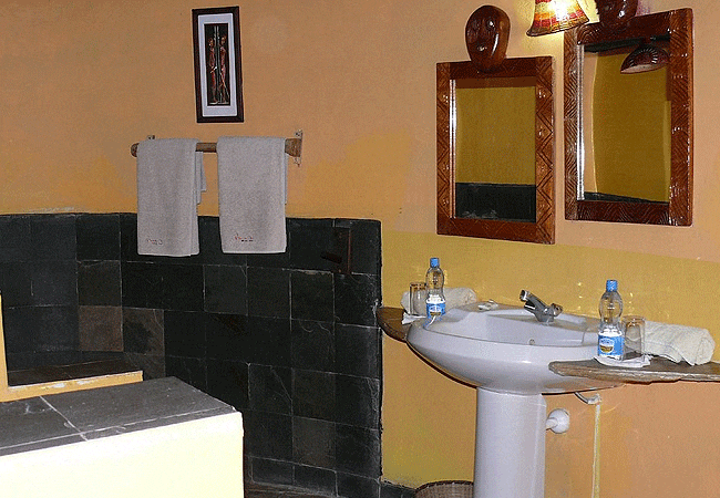 egret-savannah-camp-lake-nakuru-national-park-bathroom Egret Savannah Camp Lake Nakuru National Park