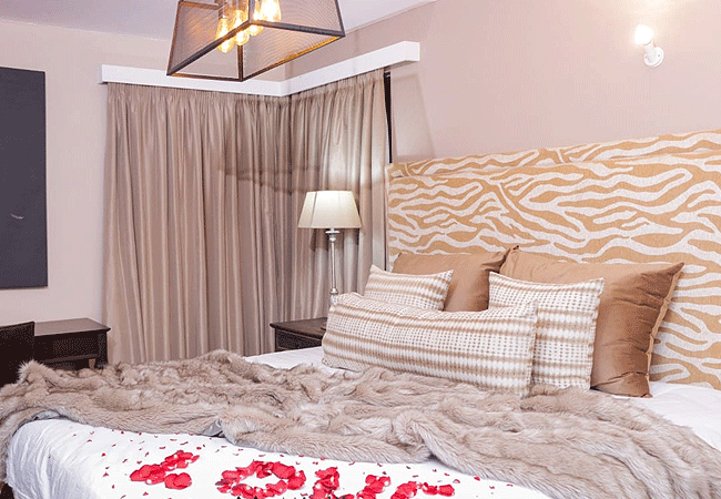 Mtalii Bush Palace Holiday Home Mount Kenya Wildlife Estate Nanyuki Nanyuki