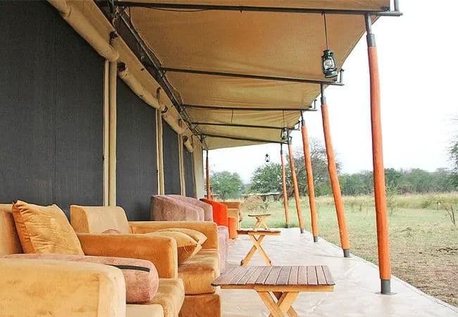 Robin Safari Camp Serengeti National Park | Prices & Activities