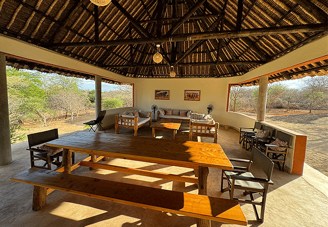 Kamungi Bandas Tsavo East National Park