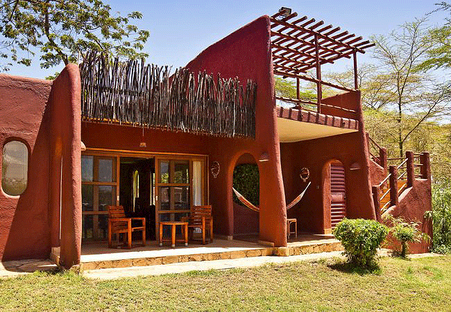 amboseli-serena-safari-lodge-honeymoon-suite-balcony Amboseli Serena Safari Lodge Honeymoon Suite
