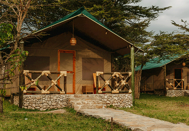 kipekee-zuri-camp-maasai-mara-national-reserve-has-tents-with-western-type-facility-and-flush-toilets-with-separate-shower-zones-and-hot-water Kipekee Zuri Camp Maasai Mara National Reserve