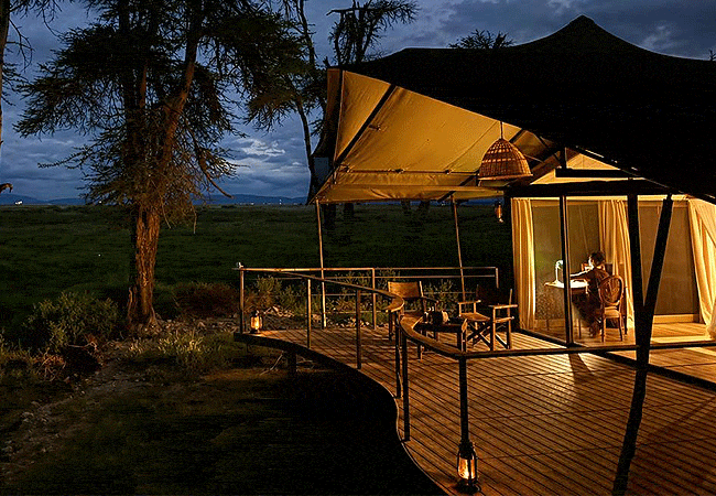 soroi-amboseli-camp-at-night Soroi Amboseli Camp