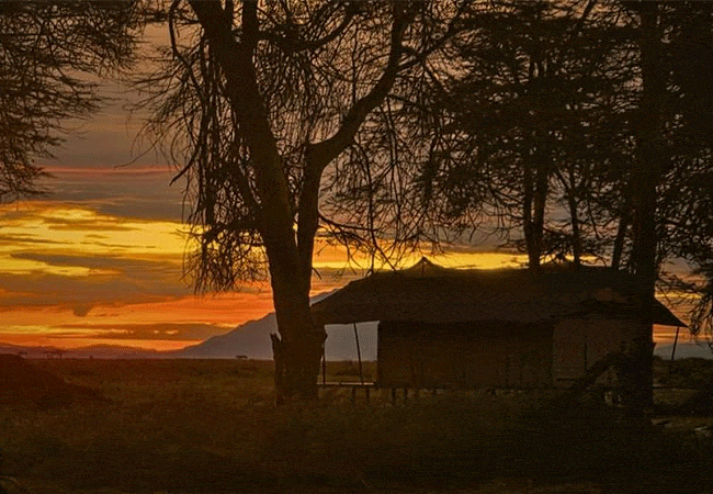 soroi-amboseli-camp-dusk-at-the-camp-offers-a-premier-luxury-experience-centered-around-the-transition-from-day-to-night-on-the-african-savannah Soroi Amboseli Camp