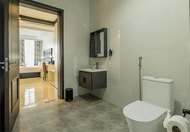 avian-court-hotel-naivasha-rooms-feature-air-conditioning-private-bathrooms-with-walk-in-showers-bathrobes-and-free-toiletries Avian Court Hotel Naivasha