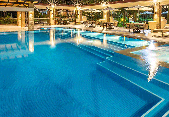 pax-manor-muthaiga-infinity-pool Pax Manor Muthaiga Nairobi a luxury heritage hotel