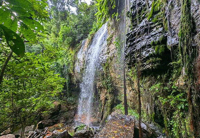 Mwaluganje Elephant Sanctuary