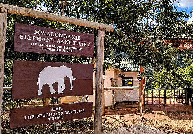 Mwaluganje Elephant Sanctuary