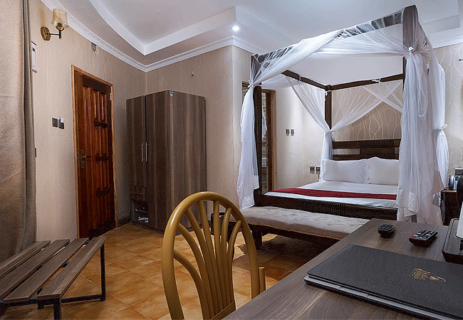 nokras-enkare-luxury-tented-camp-has-8-deluxe-rooms Nokras Enkare Luxury tented Camp